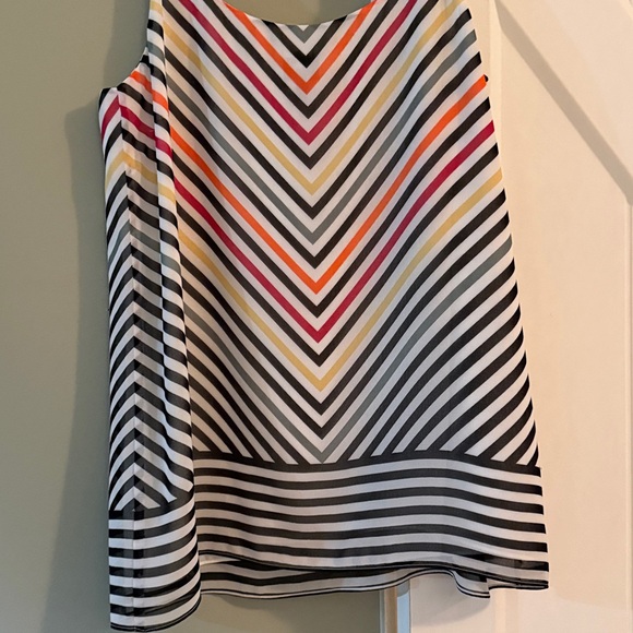 CAbi Linea Blouse - Picture 9 of 12